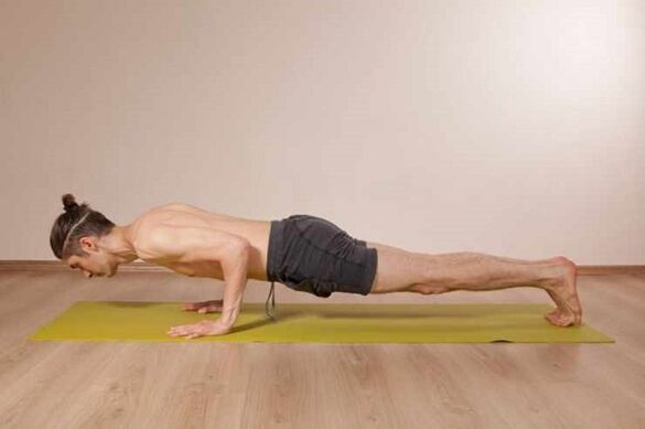 yoga plank alang sa pagkawala sa timbang